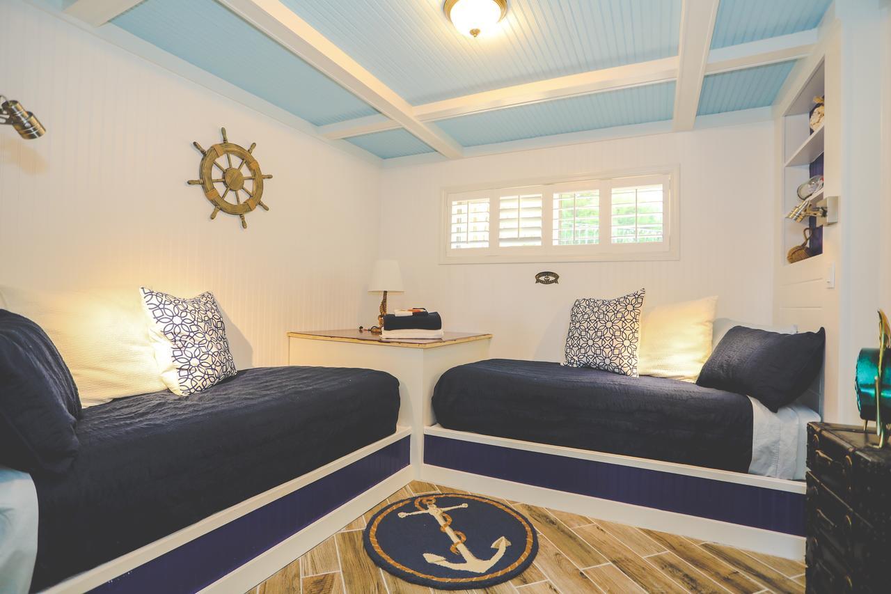 The Lodge At Beaver Lake Bed And Breakfast Rogers Ngoại thất bức ảnh
